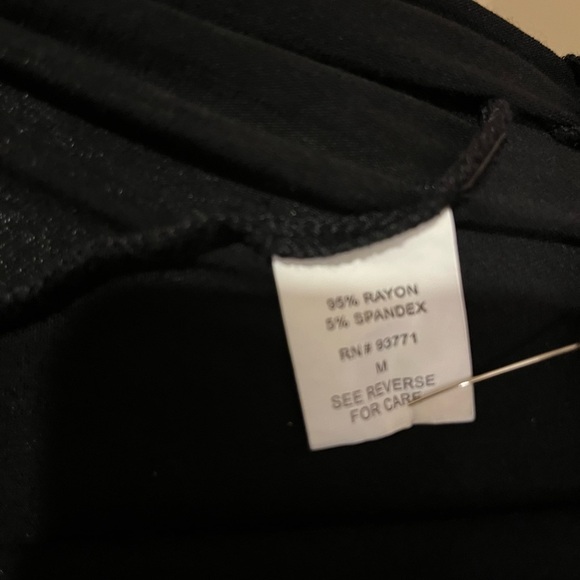 Kaktus Black Relaxed Fit Scoop Neck Wide Sleeves w/ elastic cuff Blouse, size M - Picture 5 of 6